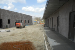 Construction of behind the scenes facilities for zoo exhibit